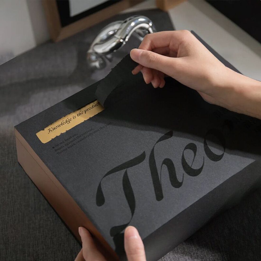 Zipper Box